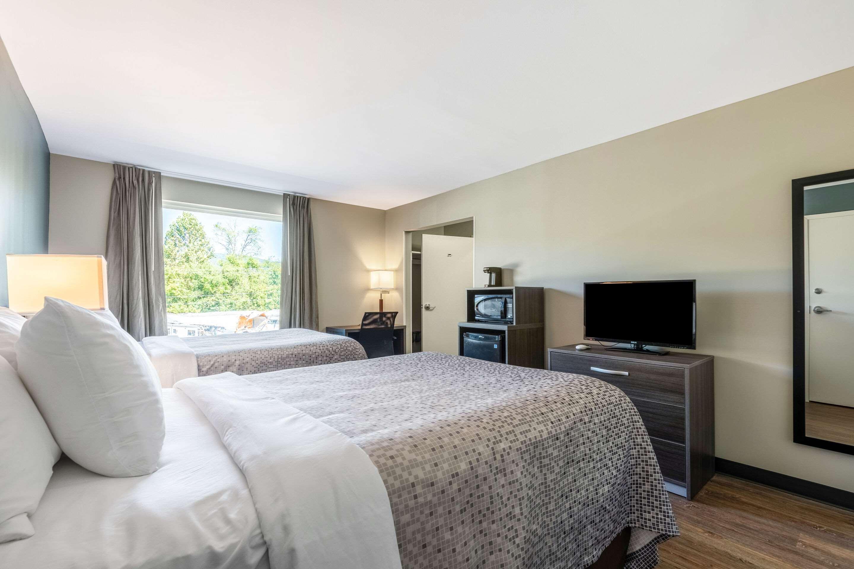 Econo Lodge Dayton Экстерьер фото